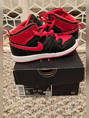 Nike, Jordan 1 MID (TD), Black/Fire Red-White, Toddler Boys' Size 8c